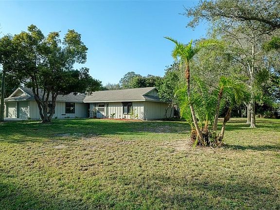 2nd image of 1700 Avoca Dr