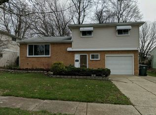 33 Anthony Dr, Depew, NY 14043