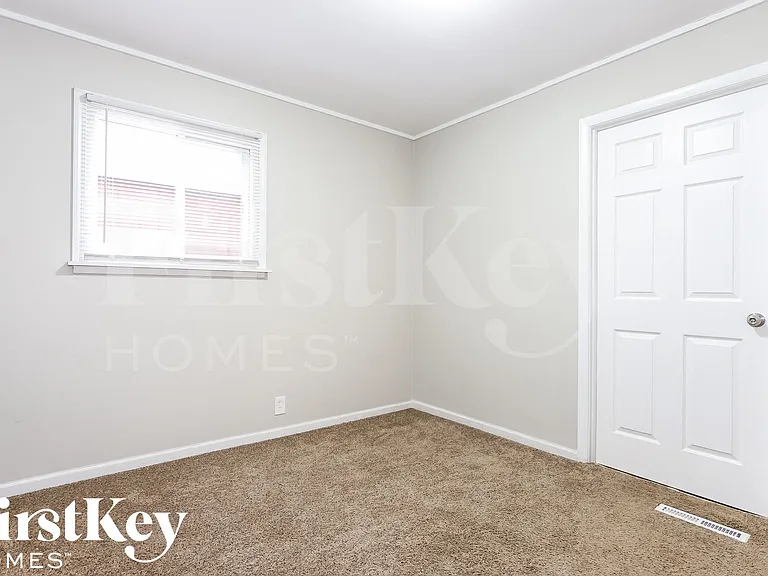 17 Fir St — Photo 11