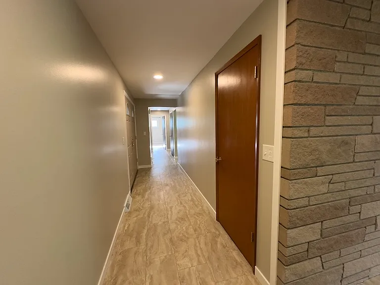 2840 W Weile Ave — Photo 21