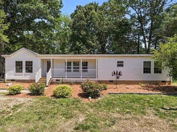 331 Stratford St, Colonial Beach, VA 22443