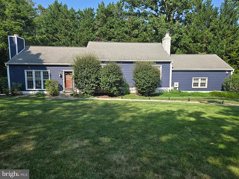 1008 Park St SE — Photo 1