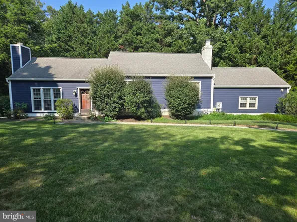 1008 Park St SE, Vienna, VA 22180