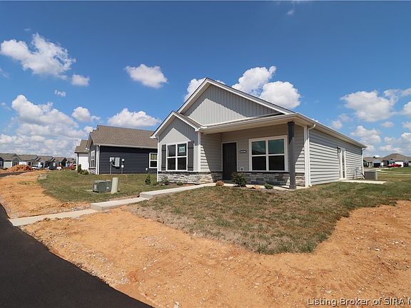 2nd image of 1167 - LOT 572 Parkland Trail