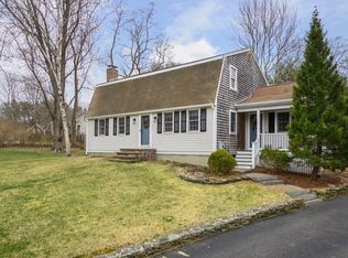 31 Indian Trl, Hanson, MA 02341