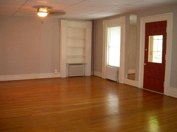 70 Utica St #70