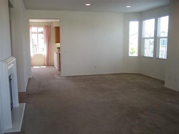 Formal living 
