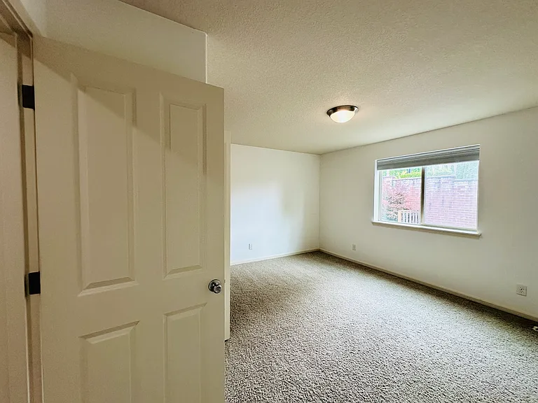 16756 NW Canton St — Photo 28