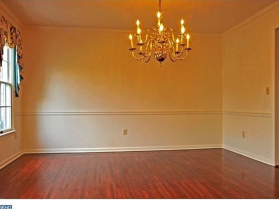 4th image of 9 Westminster Dr