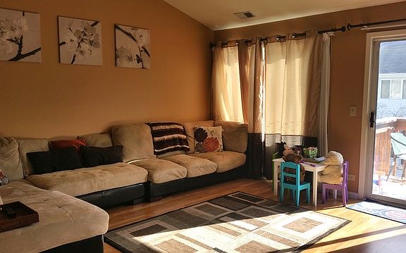 4th image of 1143 E Cambria N Ln #1143