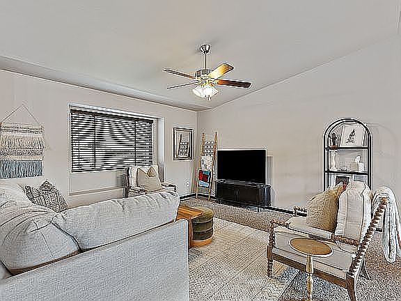 3rd image of 2654 Meadows Dr
