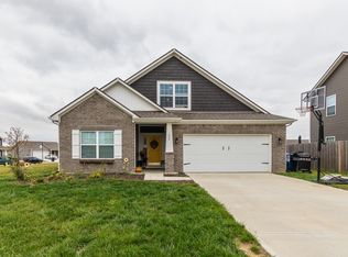 392 Tracewood Bnd, Greenfield, IN 46140