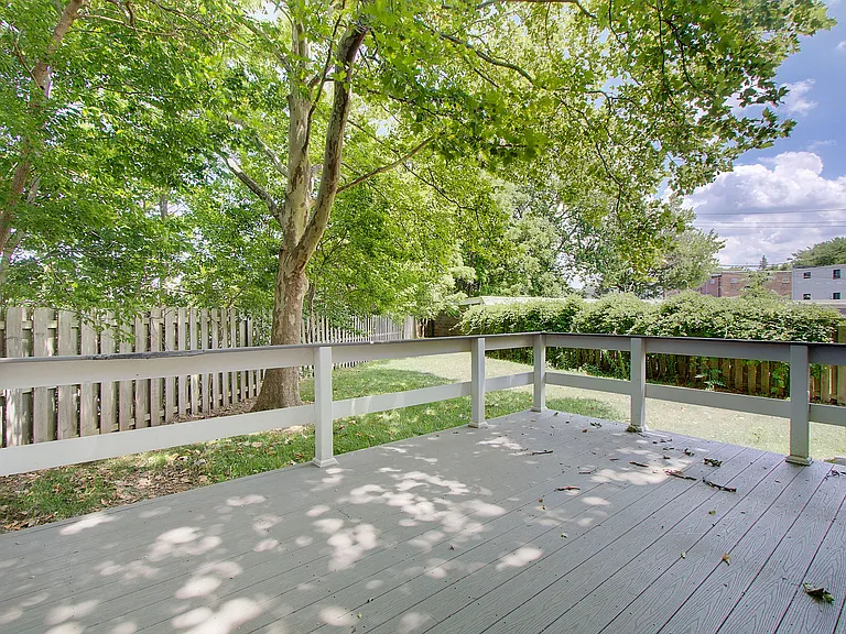 1655 Southbend Dr — Photo 31
