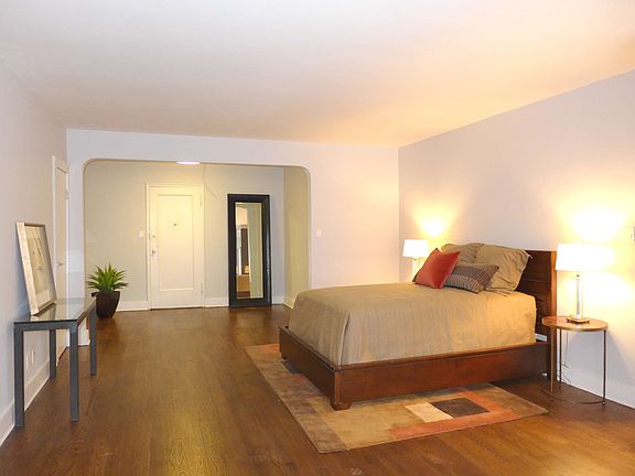 2nd image of 780 Greenwich St APT 5C