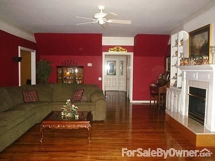 2nd image of 281 Henderson Ln