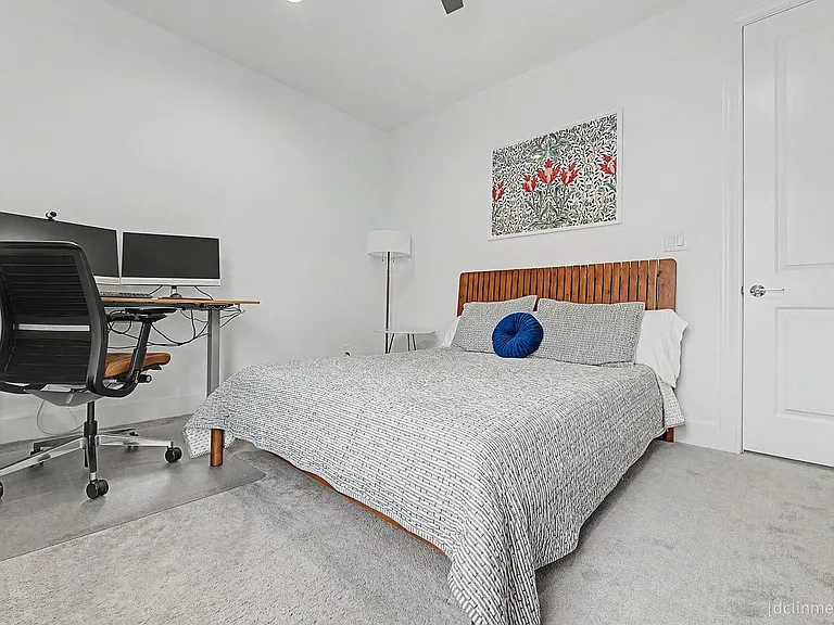 4009 University Grove St — Photo 24