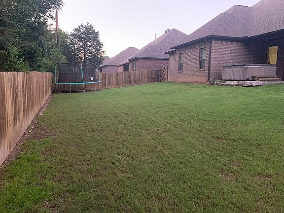 4th image of 6011 Hardin Dr