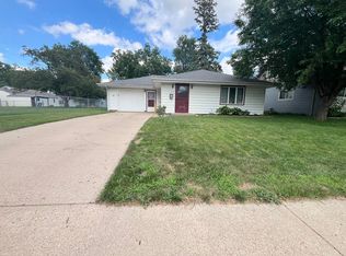 2512 S West Ave, Sioux Falls, SD 57105