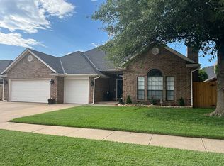 809 NW 143rd St, Oklahoma City, OK 73013