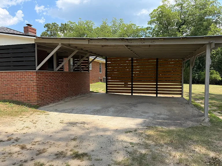 2099 Pleasant Valley Rd — Photo 9