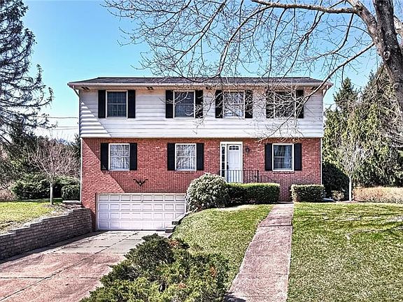 3rd image of 902 Orchard Park Dr