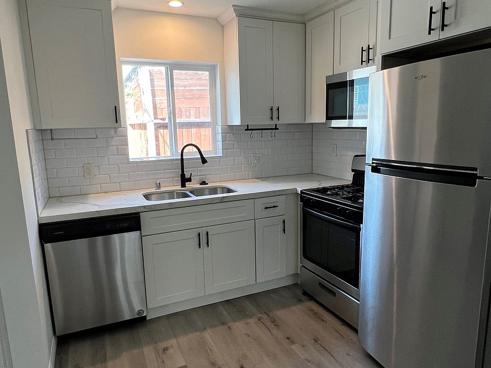 1st image of 6602 De Celis Pl