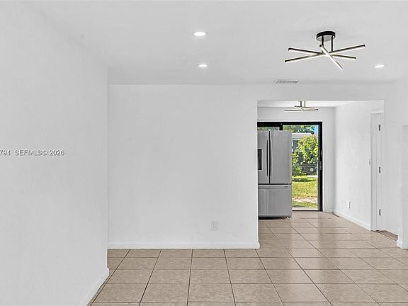 3rd image of 4156 SW 49th Ct #0