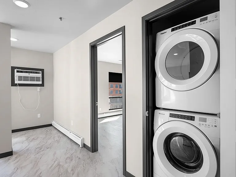 10.Envy - Rocky Top - Laundry