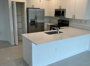 20890 San Simeon Way #328, Miami, FL 33179