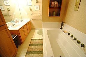 4th image of 4160 River Breeze Cir
