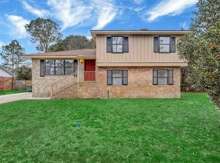 1005 Bacon Rd, Hinesville, GA 31313