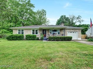 5422 Hess Dr, Louisville, KY 40258