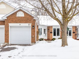 27 Pine Needles Ct #14, Ottawa, ON K2S1G5
