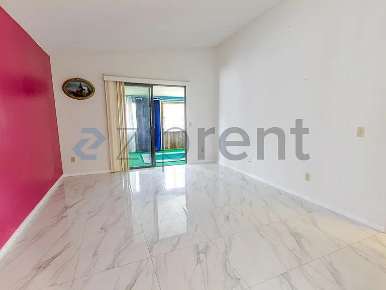 28238 Corte Retiro — Photo 15