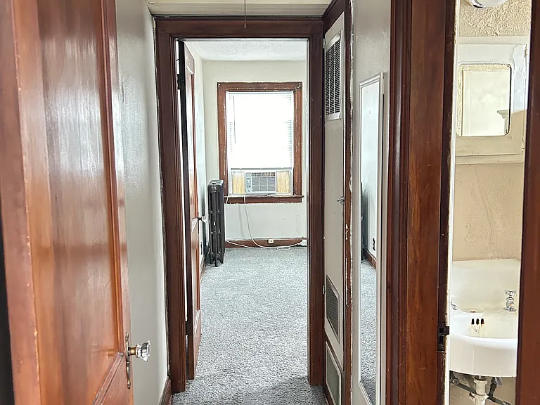 1385 Northwest Blvd #C — Photo 7