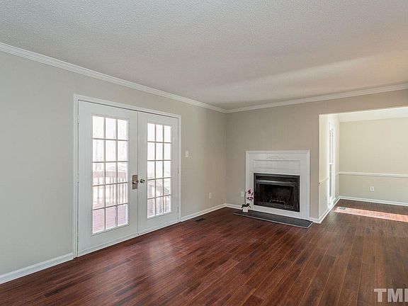 3rd image of 114 High Pine Ct