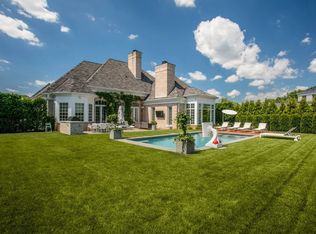 25 Cherry Lawn Blvd, New Rochelle, NY 10804