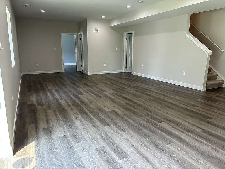 2062 Whithorn Hl — Photo 27