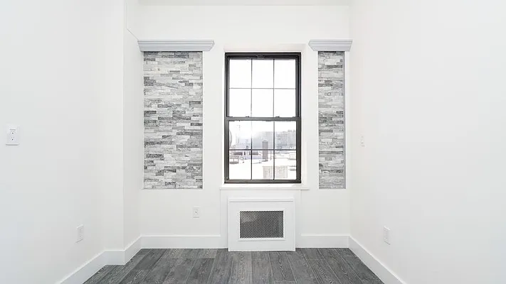 Rented by Nooklyn NYC LLC | media 24