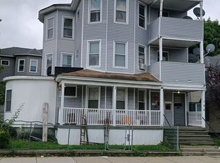 106 Elm St, Worcester, MA 01609
