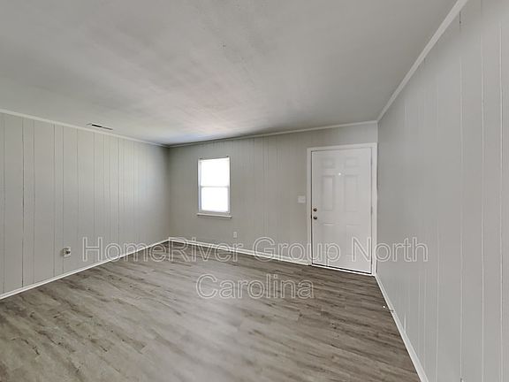 3rd image of 501 Tipperary Dr