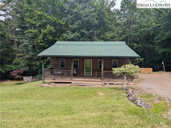 653 Mountain Lake Road, Glade Valley, NC 28627