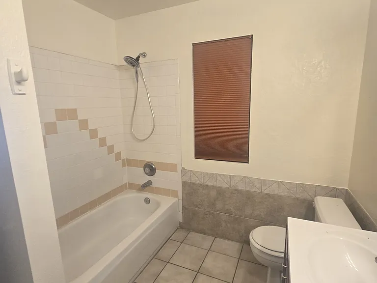 4049 W Camino Del Rio — Photo 20