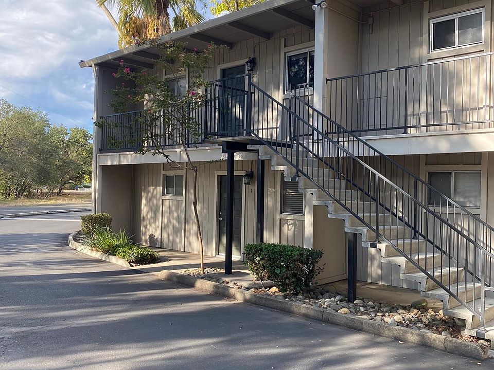 1st image of 2155 Park Marina Dr APT 2