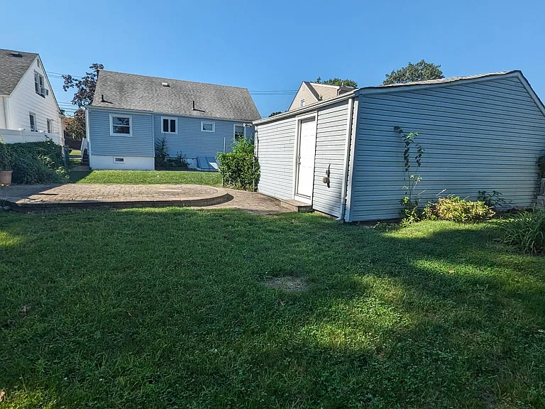 43 Swarthmore Rd — Photo 3