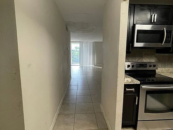 5th image of 2017 NW 46th Ave APT 302