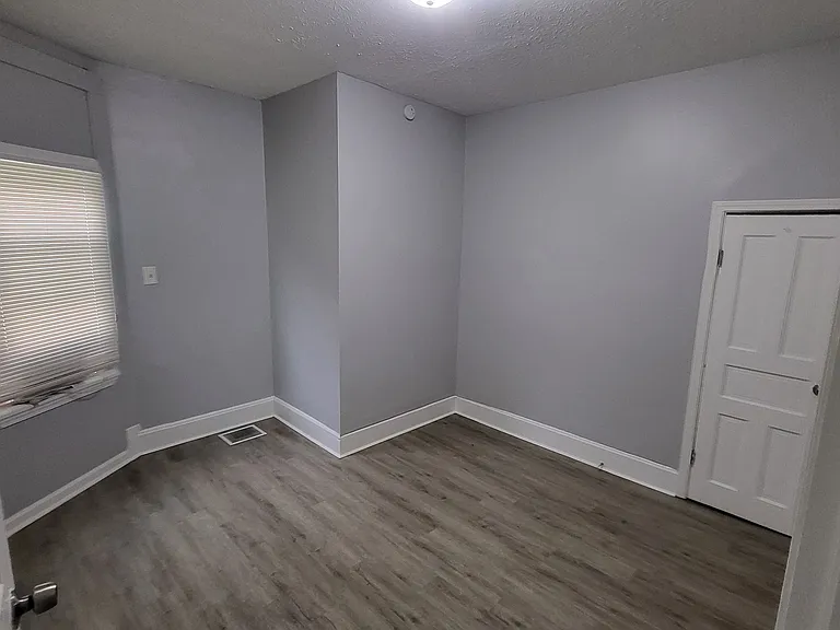 1036 N Tuxedo St #A — Photo 10