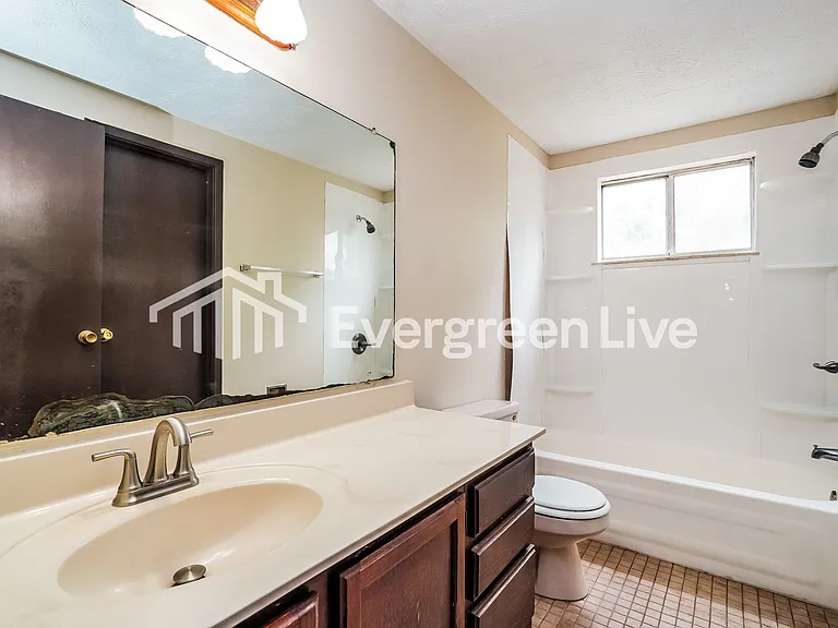 3994 Vermilion Ave — Photo 14