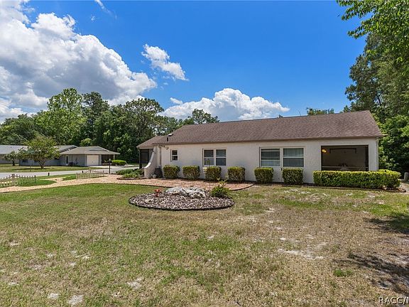 5th image of 75 Chinaberry Cir