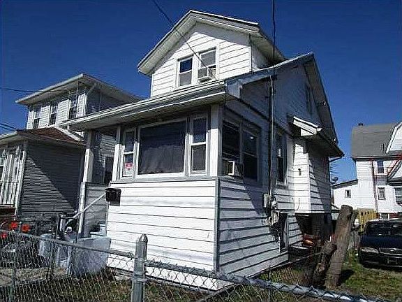 3rd image of 6608 Thursby Ave